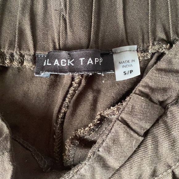 Dress pants - Picture 2 of 2